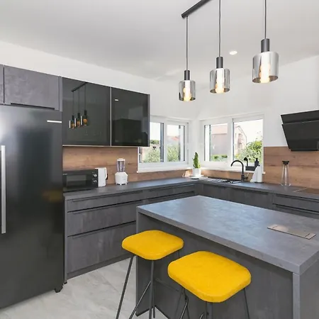 Kuca Za Odmor Laura Biograd Na Moru