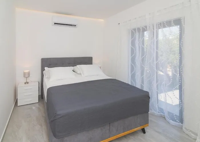 Kuca Za Odmor Laura Вилла *