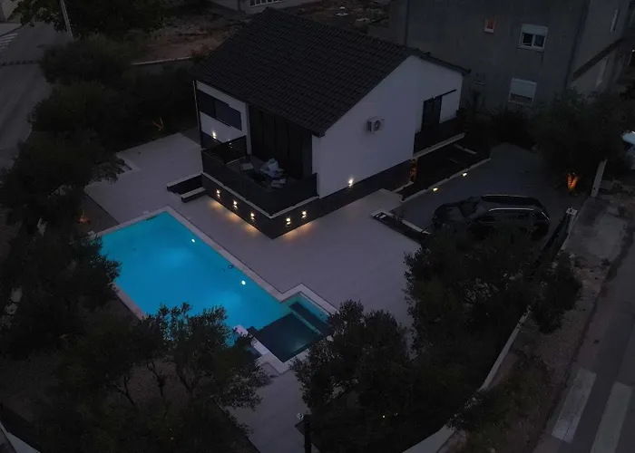 Kuca Za Odmor Laura Вилла Биоград-на-Мору