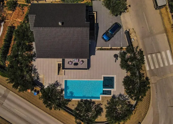 Вилла Kuca Za Odmor Laura *