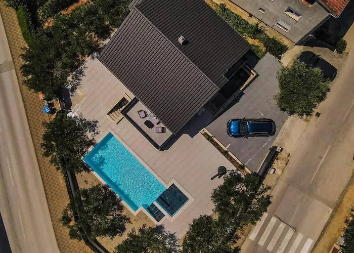 Вилла Kuca Za Odmor Laura Биоград-на-Мору