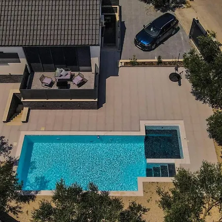 Kuca Za Odmor Laura Villa